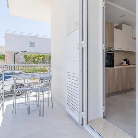 Apartment Giulia A Due Passi Dal Mare
